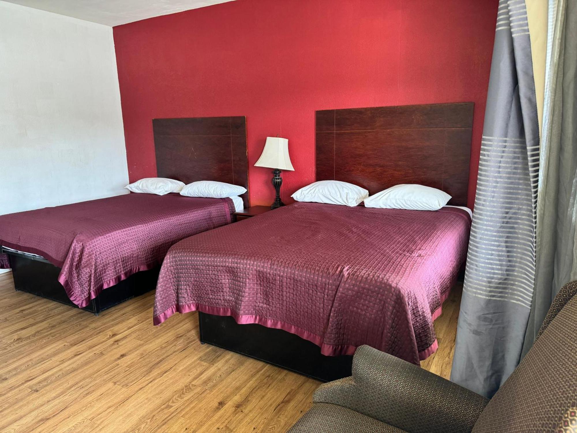Travel Inn By Oyo Danville Us-29 Zewnętrze zdjęcie